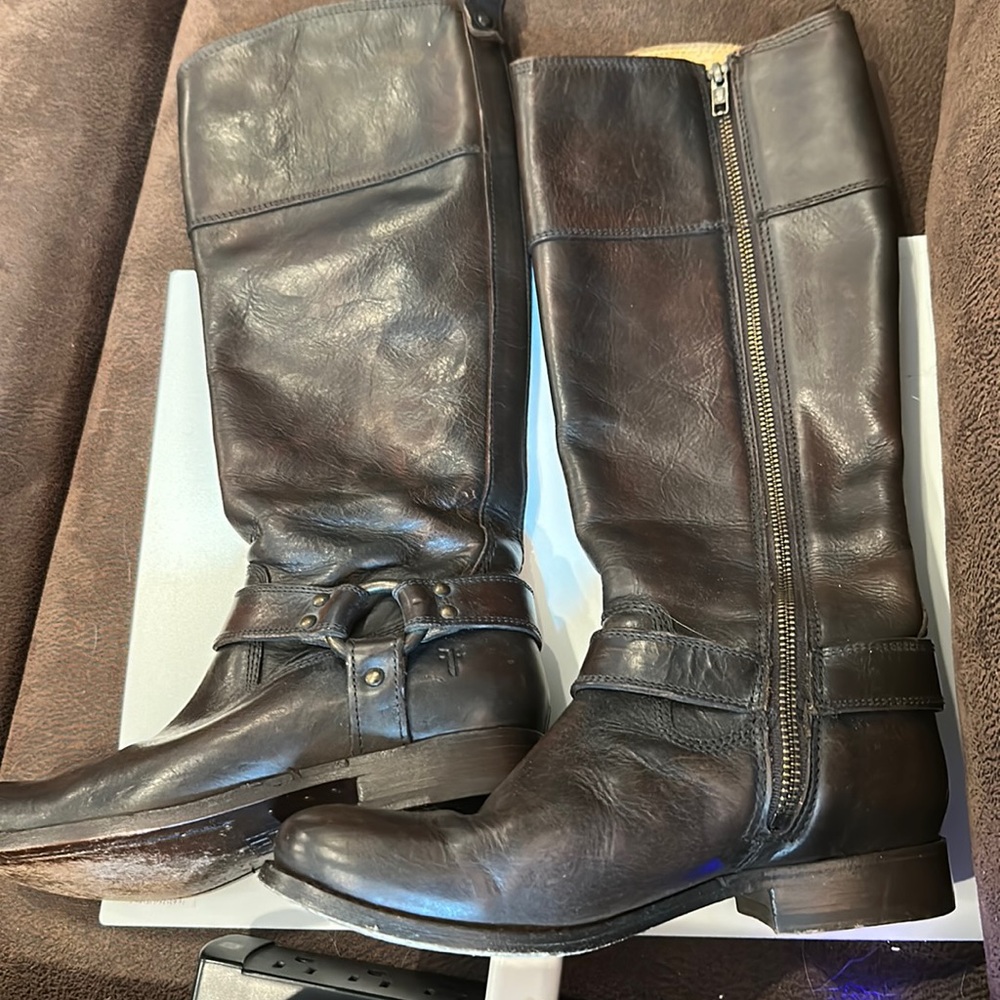 Frye harness boots size 5.5 #4001
